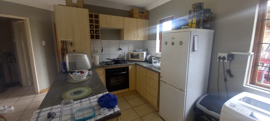 2 Bedroom Property for Sale in Langenhovenpark Free State